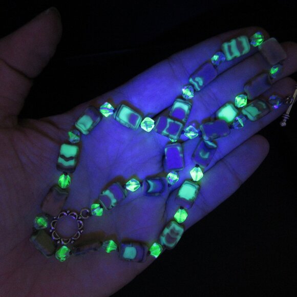 Czech UG bead necklace - Picture 3 of 12